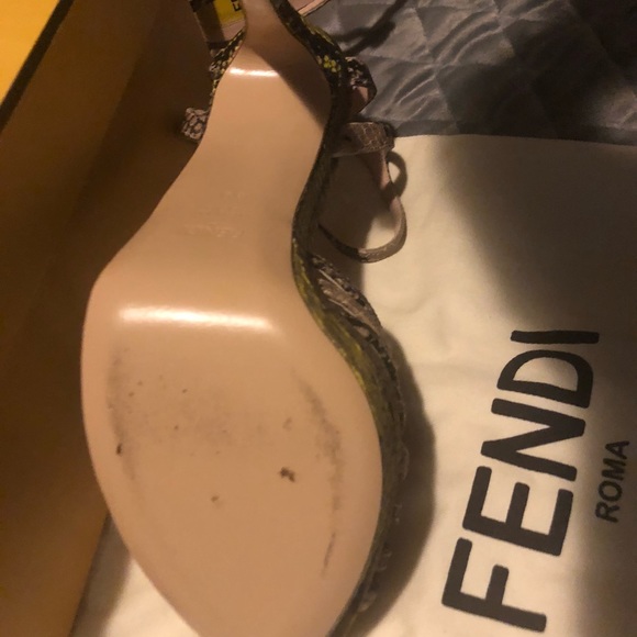 FENDI BABBIAS PYTHON HEELS - Picture 6 of 7